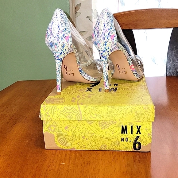 Mix no 6 colorful see through 4 inch heels - Picture 5 of 7